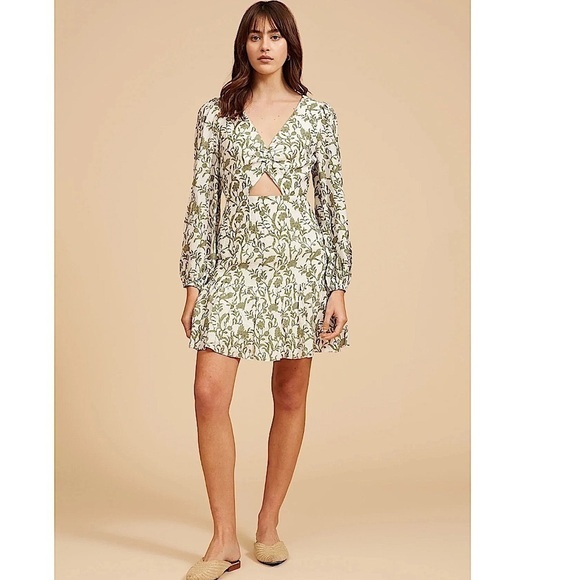 NWT LUCY PARIS Gala Green floral cutout boho pleasant ruffles dress women’s S - Picture 1 of 13